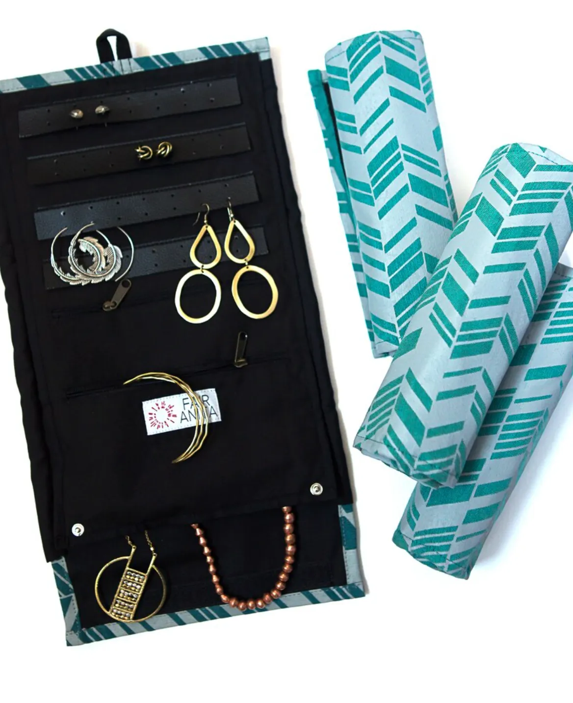 Fair Anita Travel Case: Wayfarer Jewelry Roll