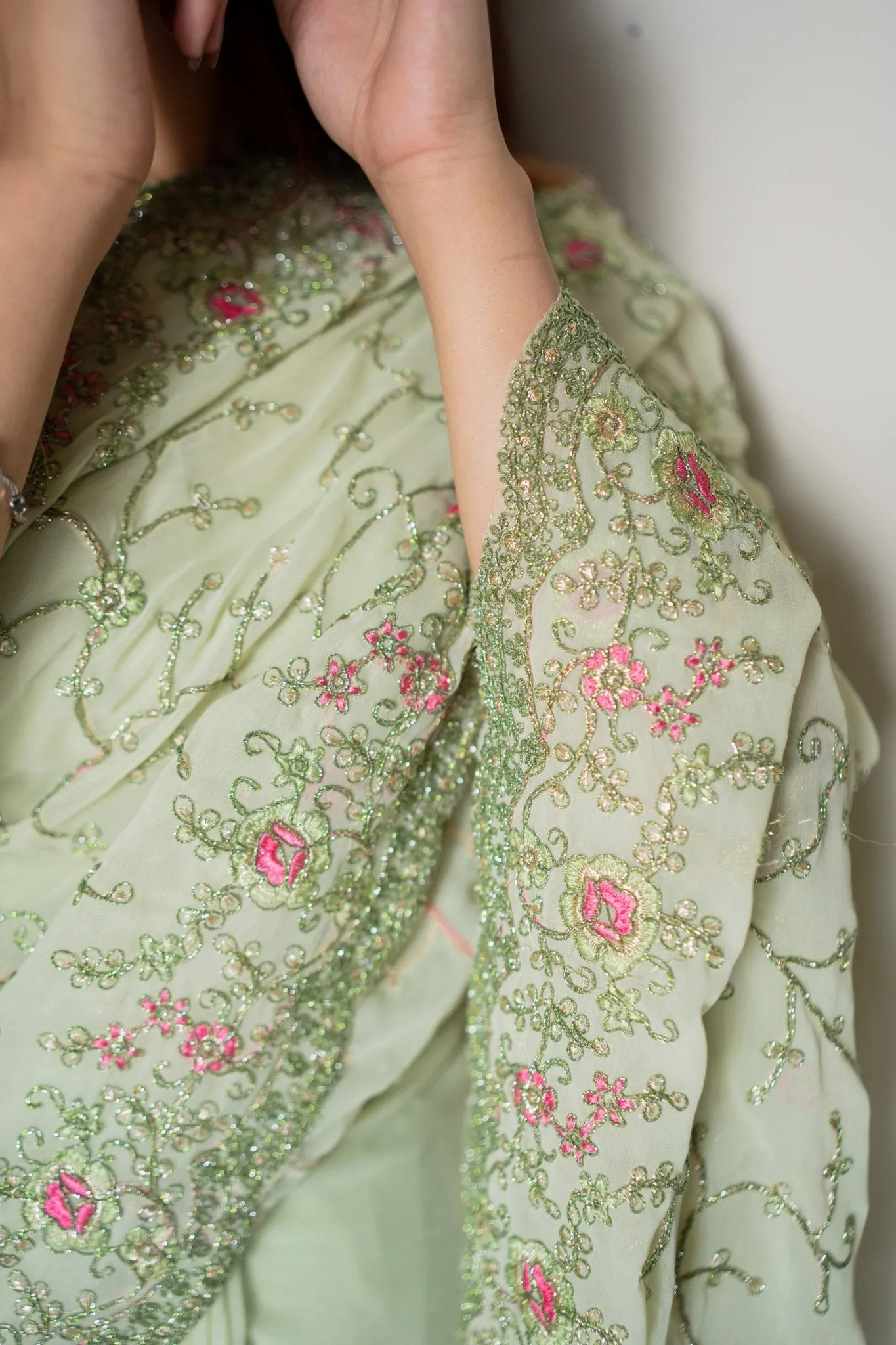 Mint Embroidered Chiffon: Daim