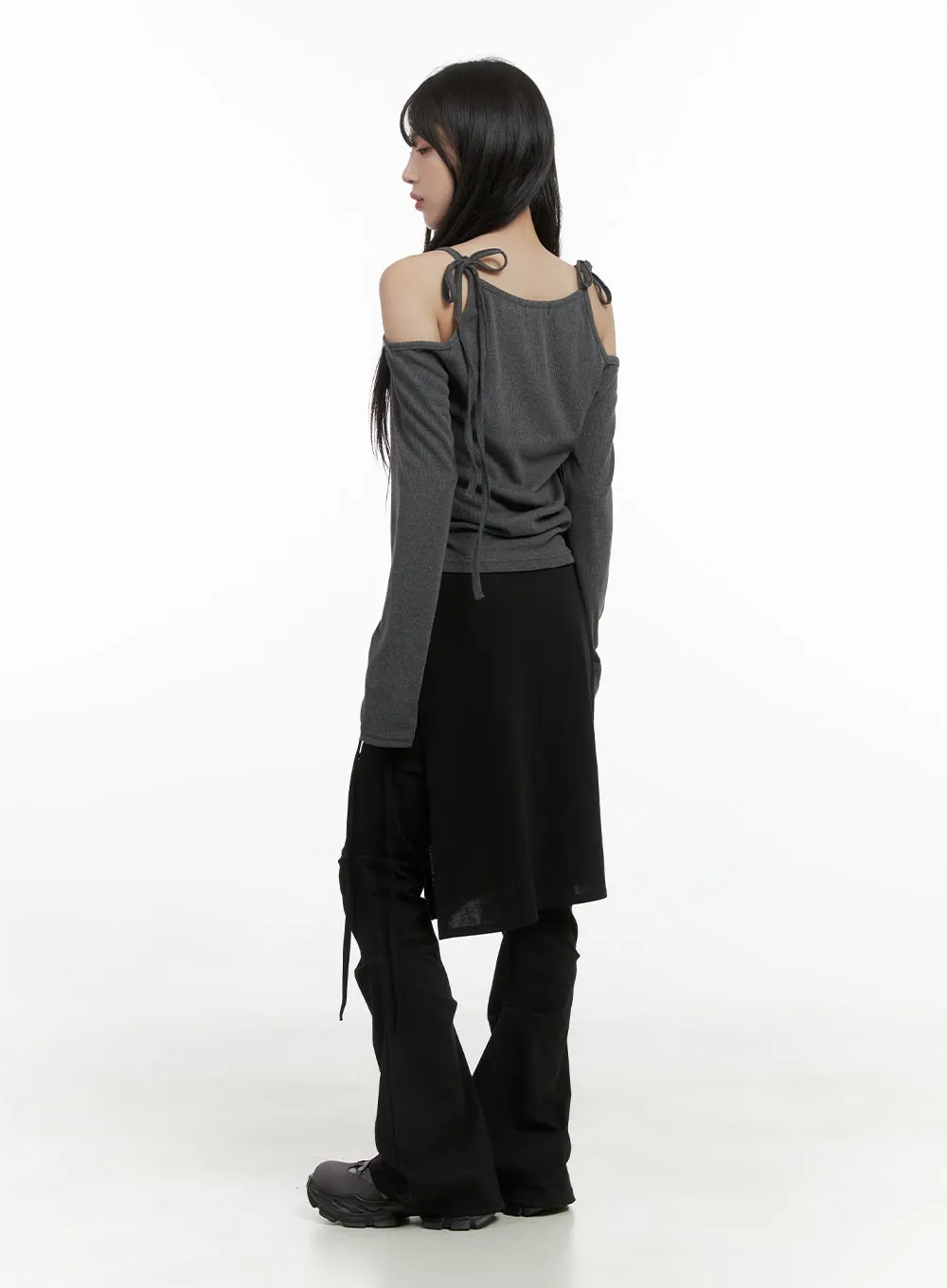 Sleek Cut-Out Detail Long Sleeve Top CS413