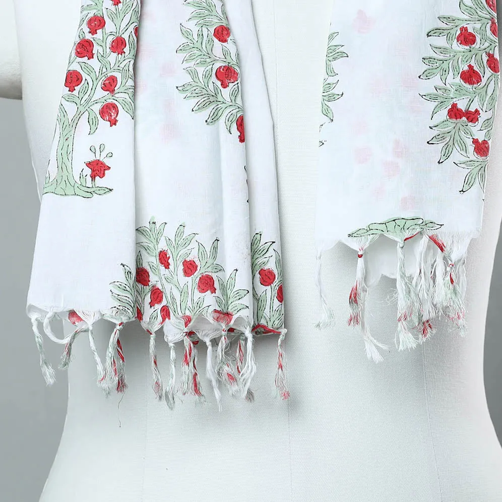 White - Sanganeri Block Printed Cotton Stole with Tassels 114