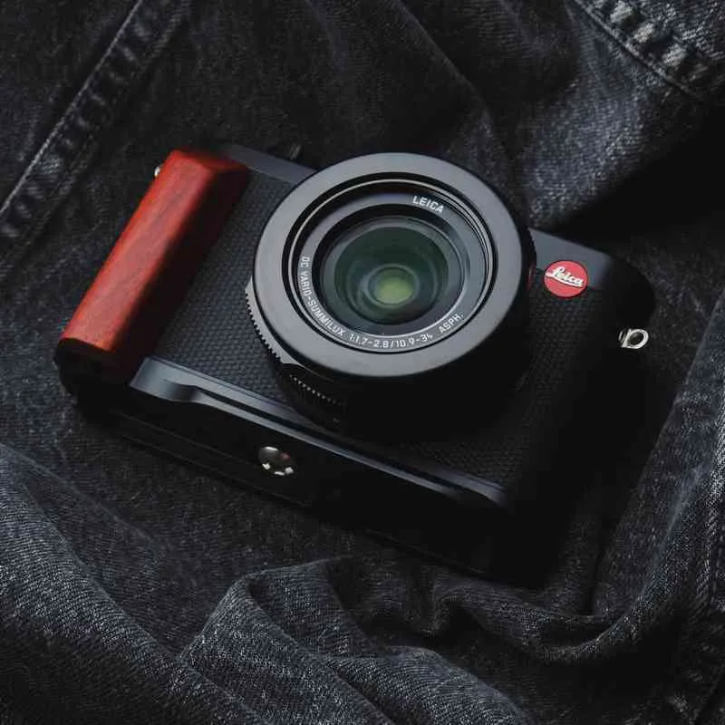 Wooden Leica D-Lux 8 Grip KC Design