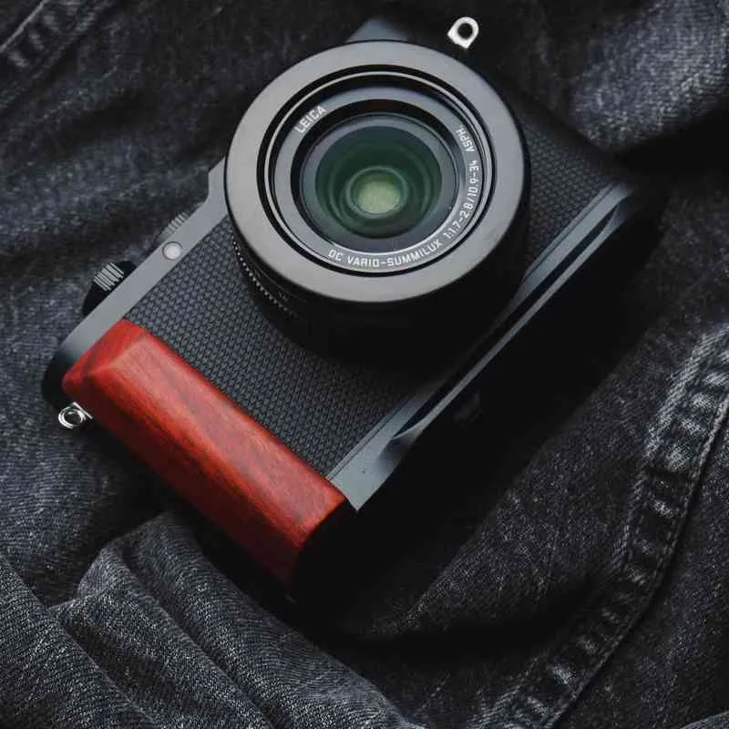 Wooden Leica D-Lux 8 Grip KC Design